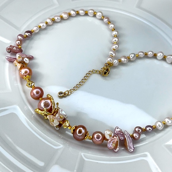 Handmade Freshwater Peach Pink Metallic Edison Pearl Necklace - Picture 7 of 8